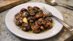 Italian-Style Skillet Mushrooms With Garlic and Parsley (15-Minute Side)
